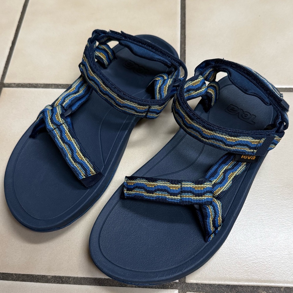 NEW Kids Teva Hurricane Xlt 2 Sandals